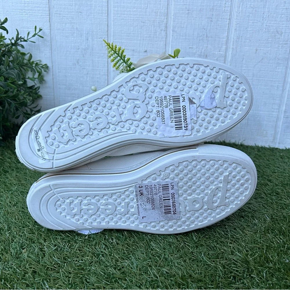 PAUL GREEN
White Women's White Sneakers with Gold Accents size Uk 3 US 5.5 NEW - Picture 16 of 17